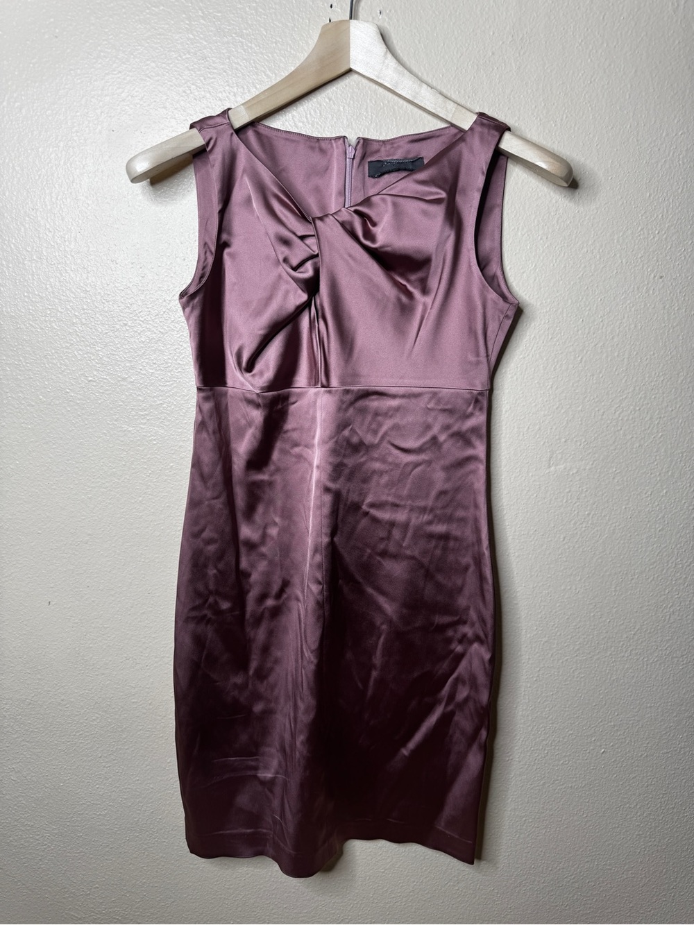 Max Mara Women’s Size S Mauve Satin Bow Front Sleeveless Sheath Cocktail Dress